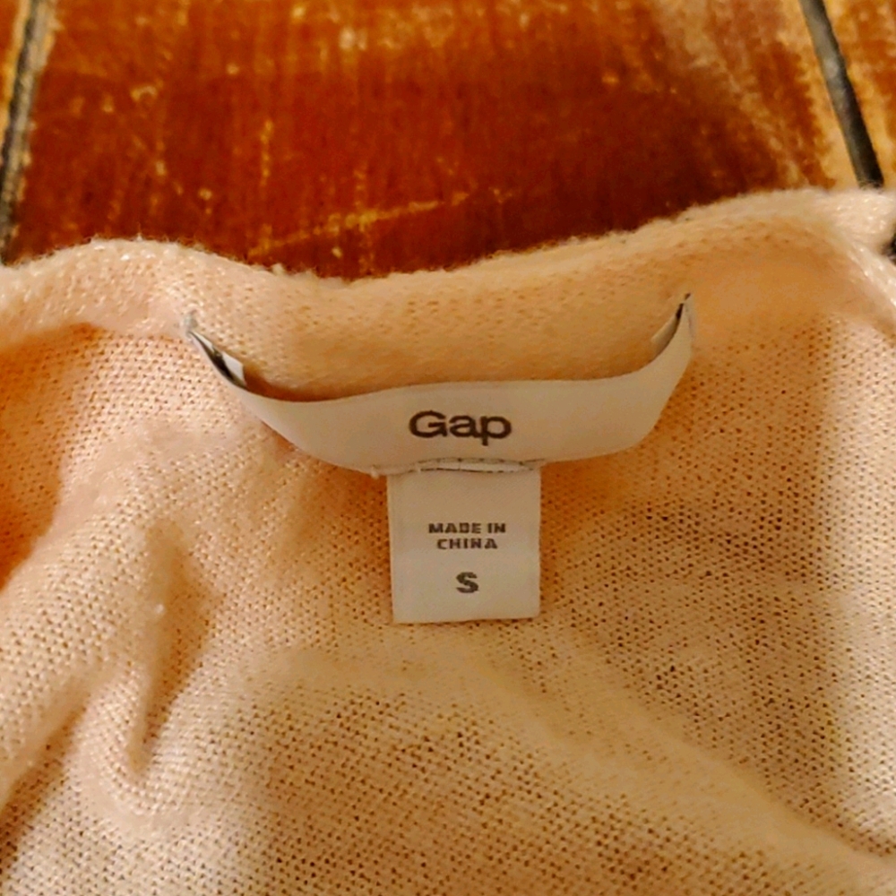 Small Sweater Bundle - Picture 8 of 9